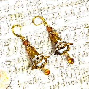 Yellow Hand Painted Lucite White Flower Earrings, Crystal, Filigree Gold Cap
